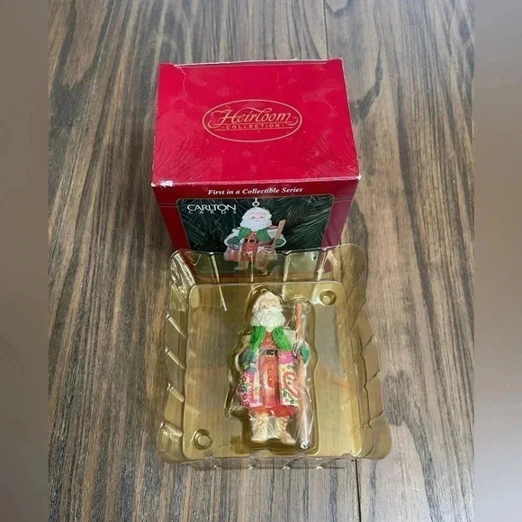 Carlton Cards Heirloom Collection Santa’s Holiday Best Christmas Ornament 1999 - Picture 9 of 11